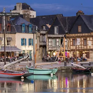 Idéal- En Plein Milieu Du Port De St Goustan à Auray- Grand T2 - 50m2 -belle Terrasse Apartamento
